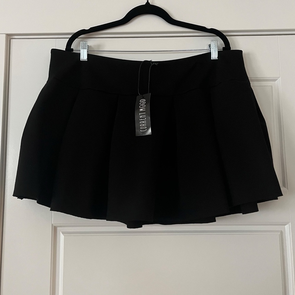 NWT Current Mood Plus Size 2x Black Pleated Mini Skirt Brand